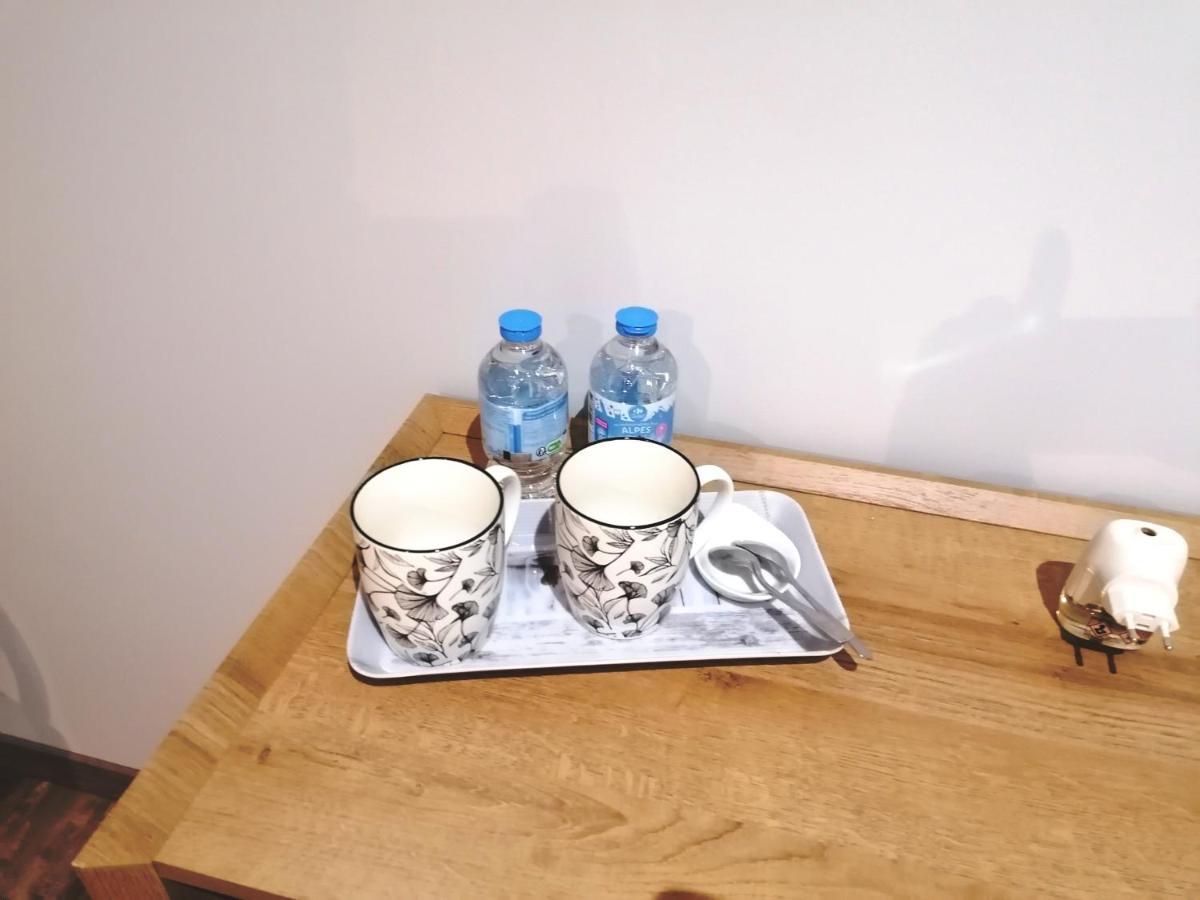 La Resiniere Bed and Breakfast Salles  Εξωτερικό φωτογραφία