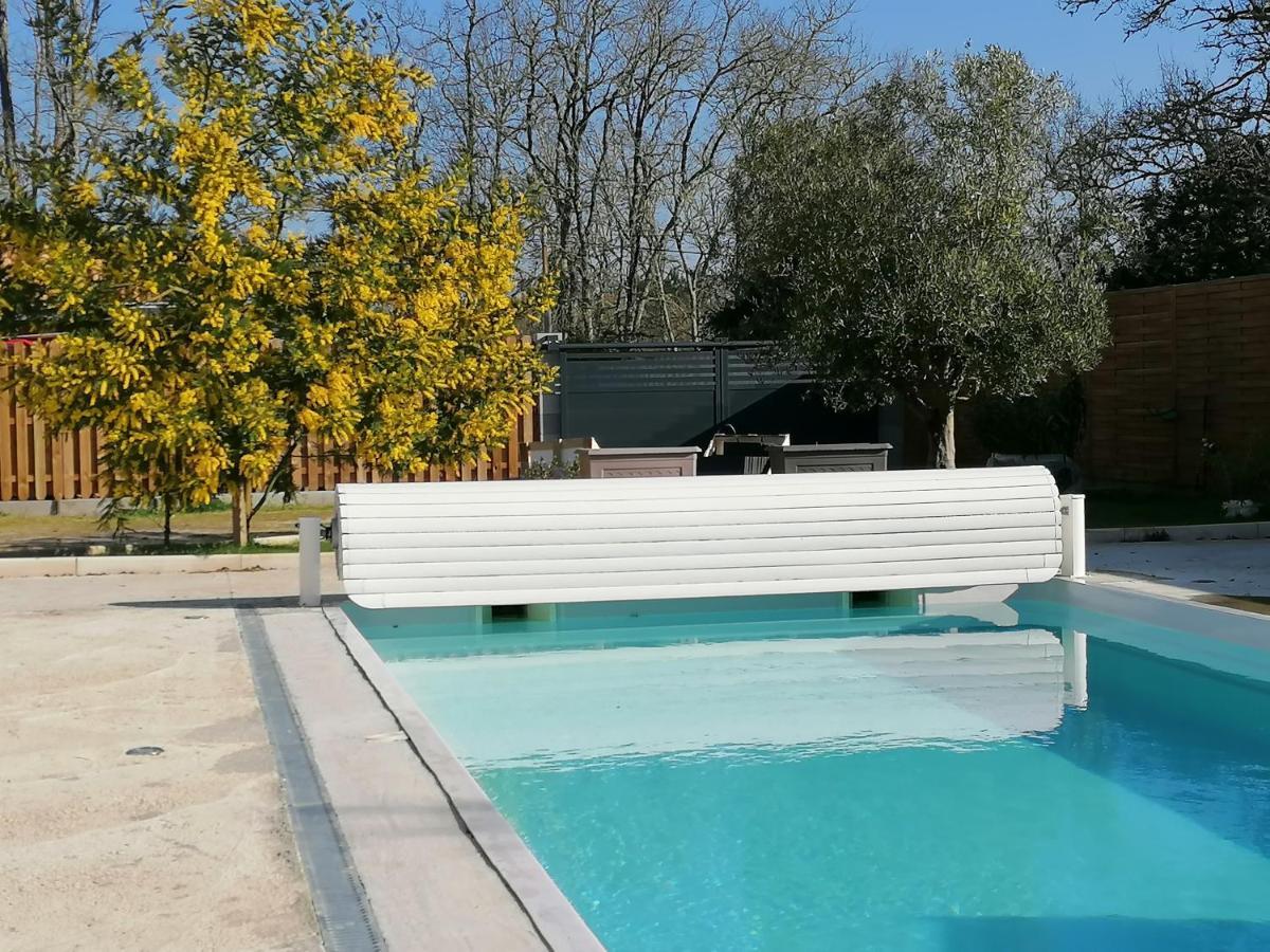 La Resiniere Bed and Breakfast Salles  Εξωτερικό φωτογραφία